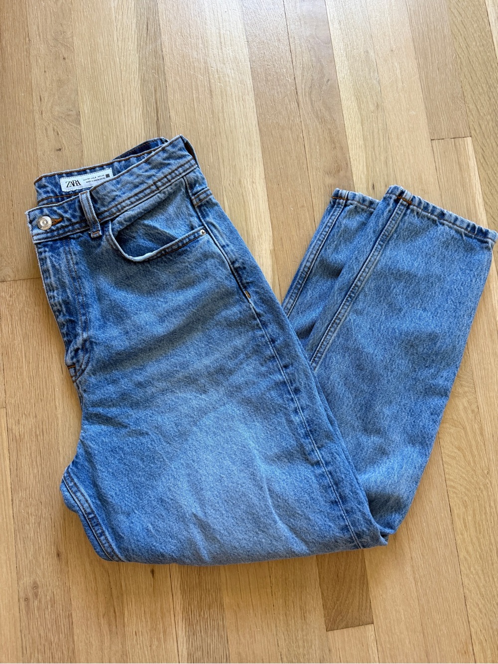 Zara Blue High-Waist Mom Jeans